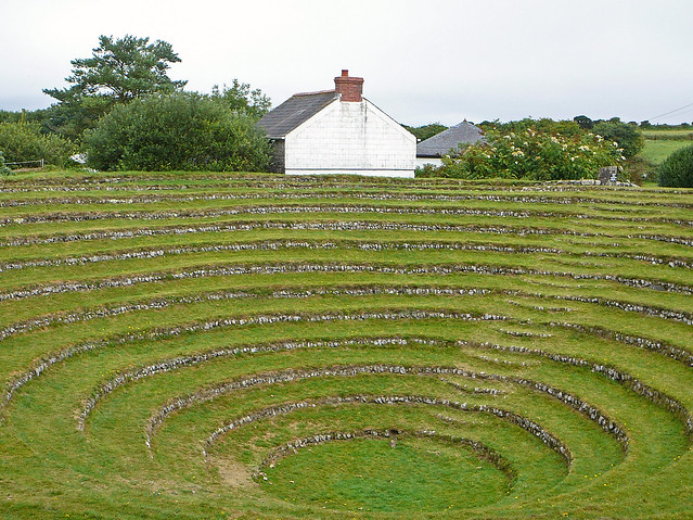 Gwennap Pit, Busveal near Redruth