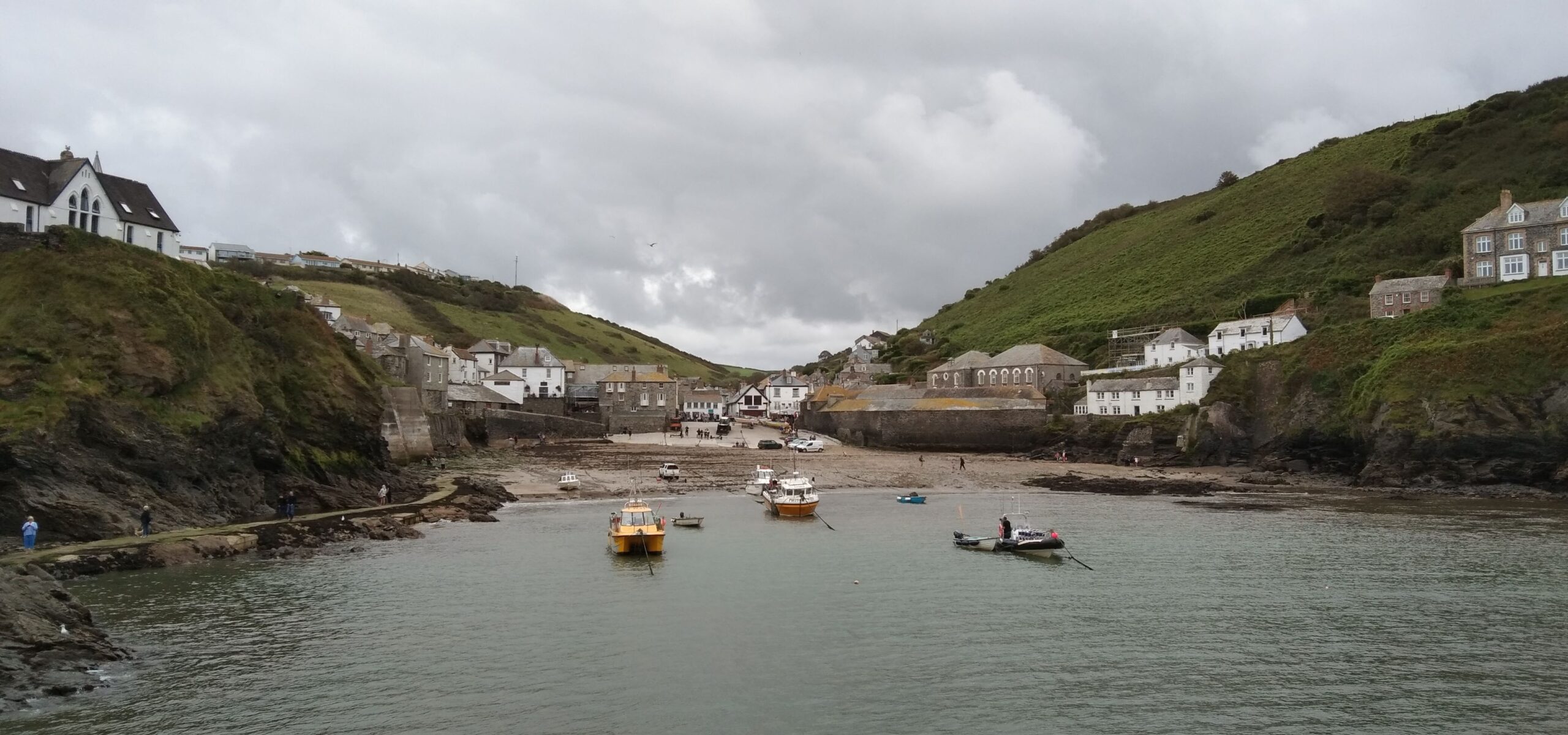 grey weather at port isaac
